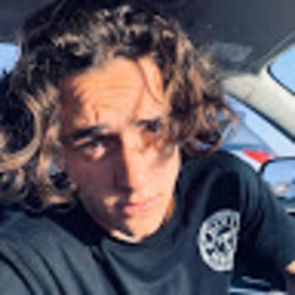 Meet your Posher, Chris - Picture 1 of 1